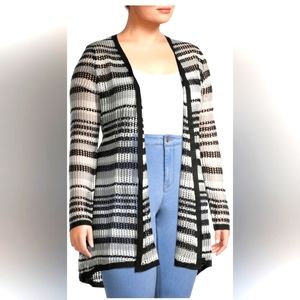 No Boundaries Junior's Plus Striped Cardigan